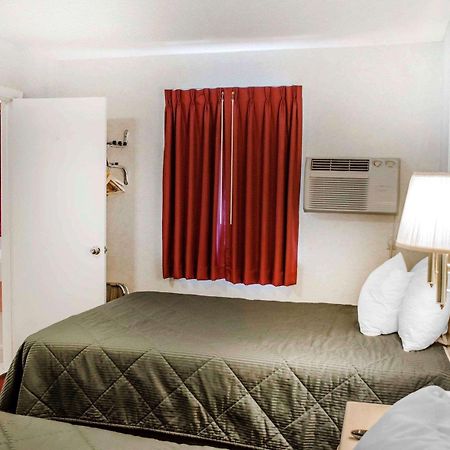 Rodeway Inn Dillsburg Экстерьер фото