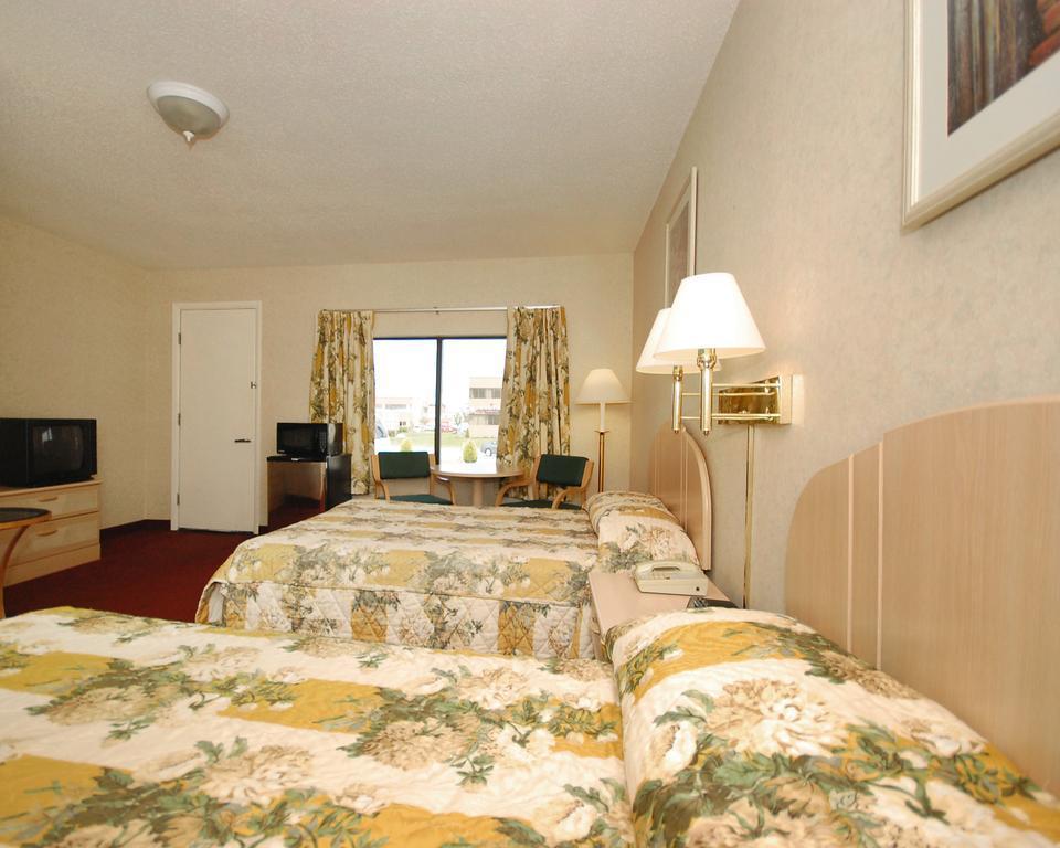 Rodeway Inn Dillsburg Экстерьер фото