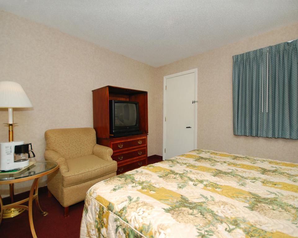 Rodeway Inn Dillsburg Экстерьер фото