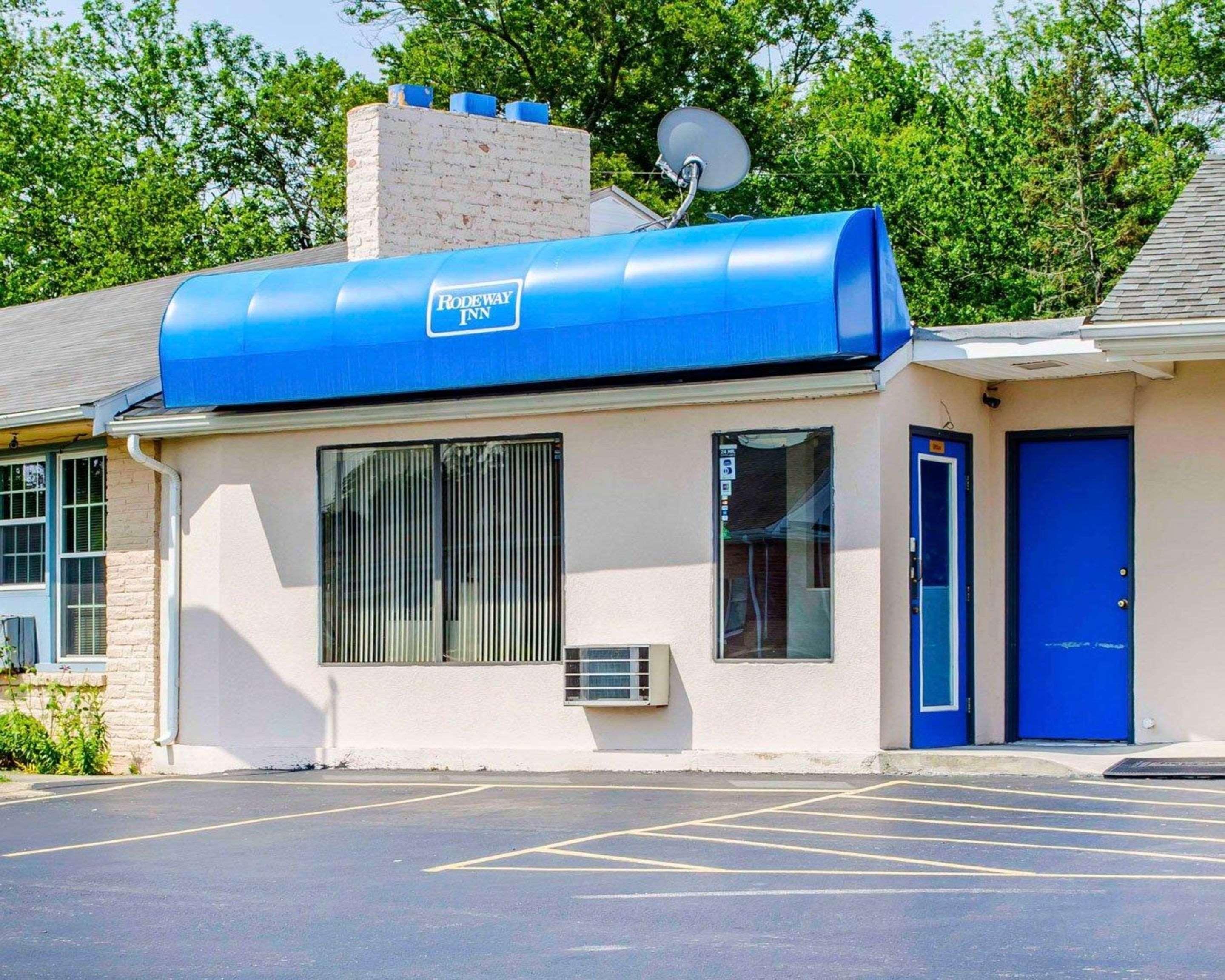 Rodeway Inn Dillsburg Экстерьер фото