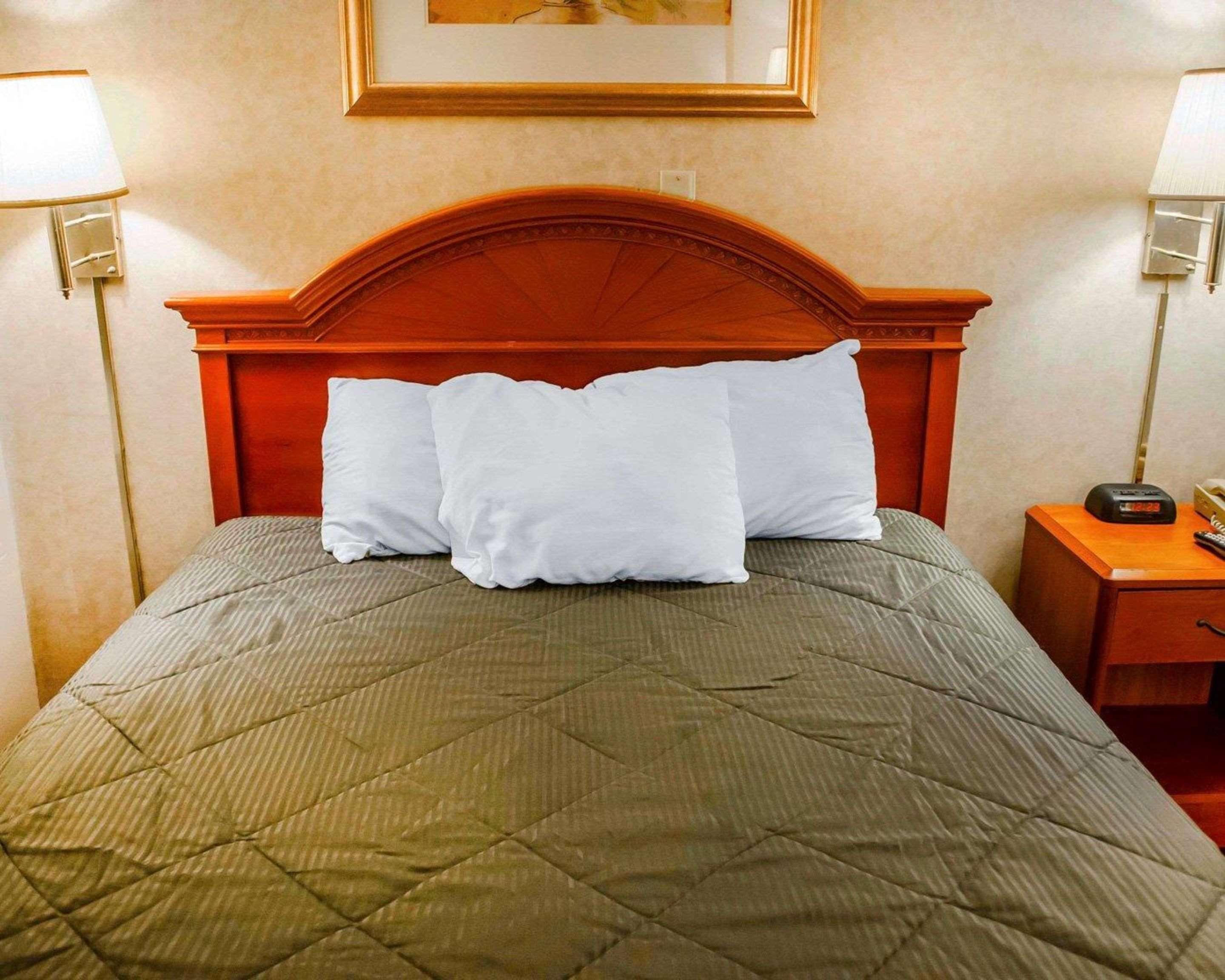 Rodeway Inn Dillsburg Экстерьер фото