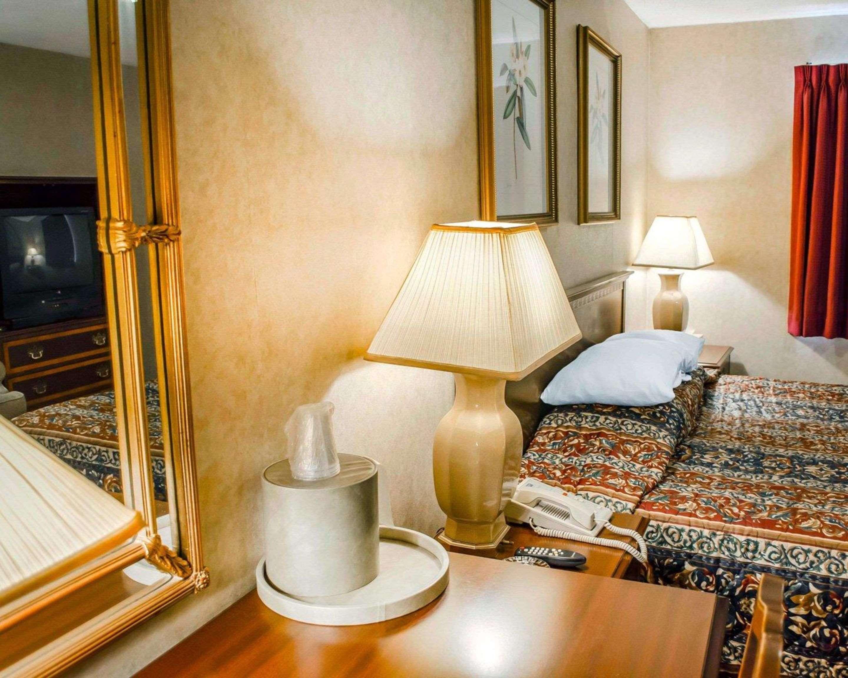 Rodeway Inn Dillsburg Экстерьер фото