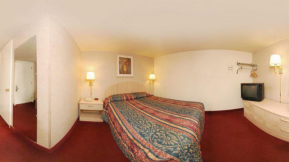 Rodeway Inn Dillsburg Экстерьер фото